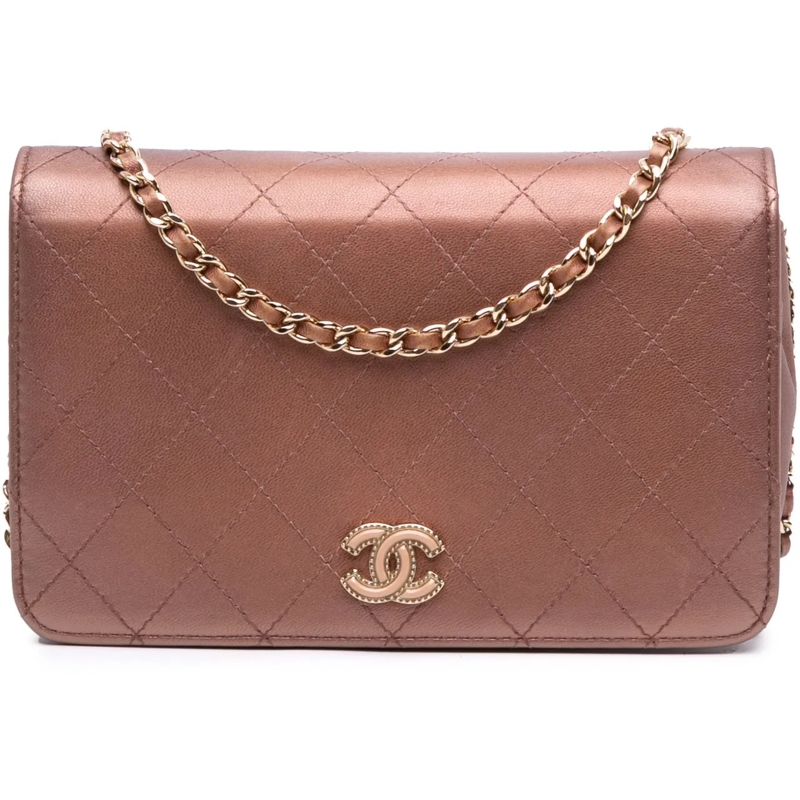 Chanel Sac à bandoulière CC Quilted Metallic Lambskin Enamel Wallet On Chai braun