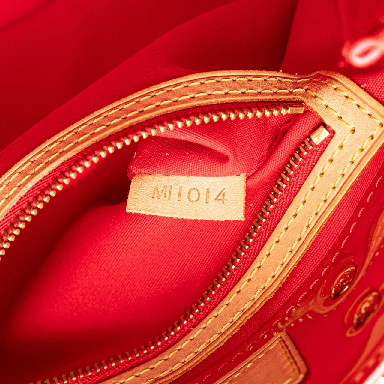 Thumbnail - Louis Vuitton Crossbody Bags - Monogram Vernis Reade PM - Gr. unisize - in Rot - für Damen