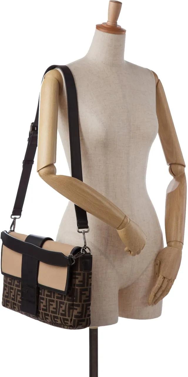 Fendi Hobo bags 2012 Large Zucca Canvas Convertible Belt Baguette in bruin