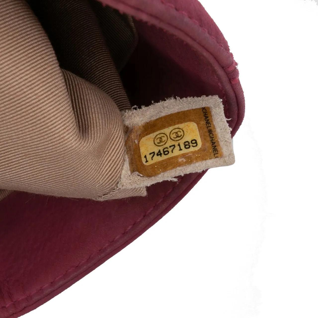 Thumbnail - Chanel Hobo Bags - Mini Quilted Nubuck Trianon Messenger Flap - Gr. unisize - in Gold - für Damen