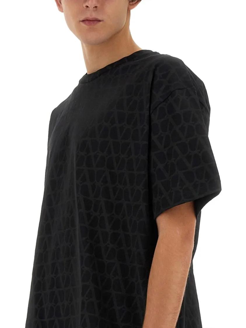 Tシャツ・カットソー VALENTINO T-SHIRT WITH \"TOILE ICONOGRAPHE\" PRINT 19951089_58346800_600.jpg