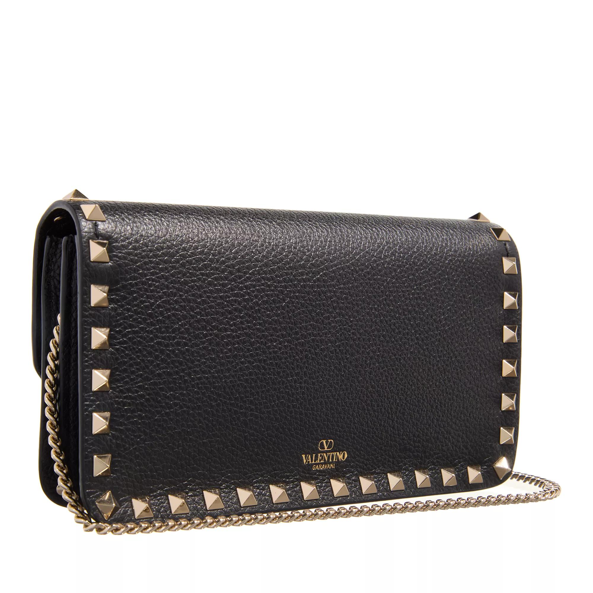 Valentino Garavani Crossbody bags Pouch Rockstud in zwart