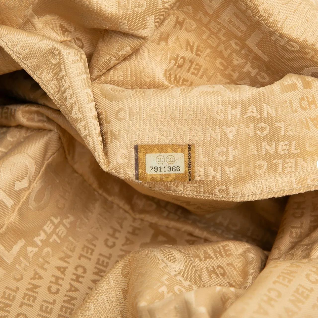 Thumbnail - Chanel Shopper - Grained Calfskin CC Dice Tote - Gr. unisize - in Braun - für Damen