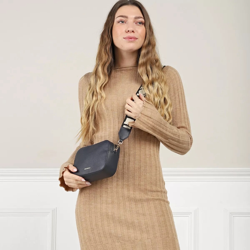 Coccinelle Camera Bag Tebe Midnight Blue (Image 2)