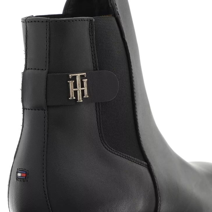 Tommy hilfiger sale flat boots