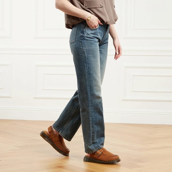 Dr Martens★JORGE II★DESERT BROWN TUMBLED NUBUCK★ミュール Jorge II Tumbled Nubuck Leather Slingback Mules in Savannah