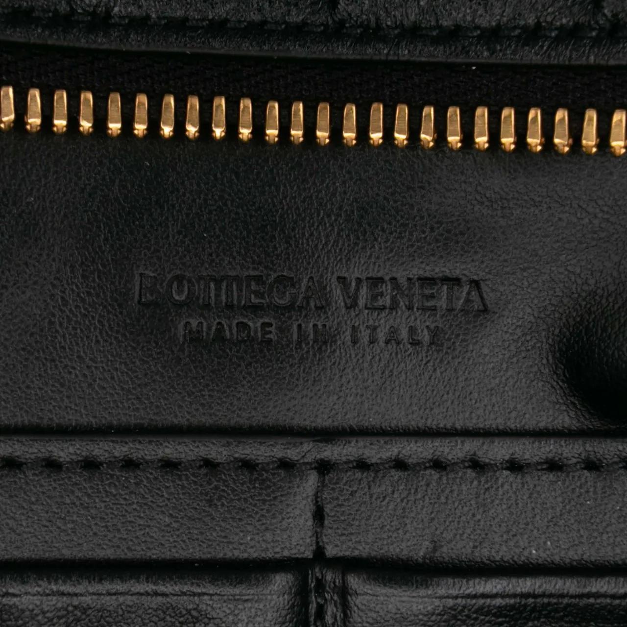 Thumbnail - Bottega Veneta Shopper - Large Wool and Calfskin Flip Flap Tote - Gr. unisize - in Grau - für Damen