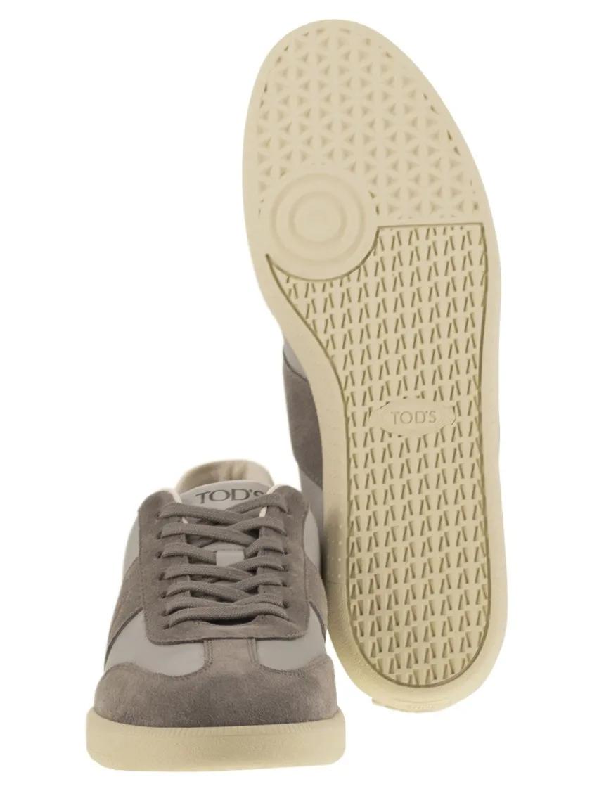 Thumbnail - Tod's Low-Top Sneaker - Smooth Leather And Suede Tabs Sneakers - Gr. 11 - in Grau - für Damen