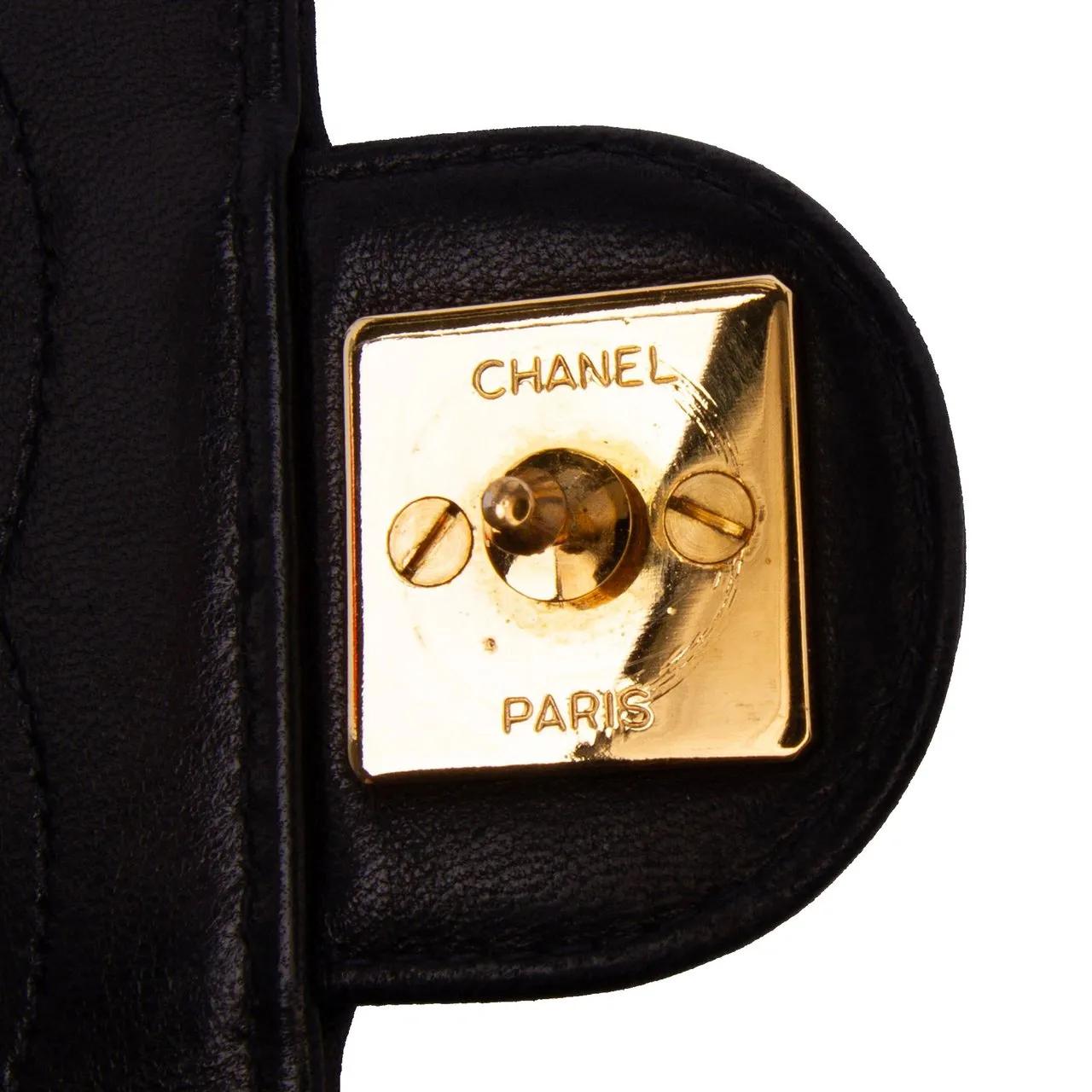 Thumbnail - Chanel Hobo Bags - Small CC Quilted Lambskin Single Flap - Gr. unisize - in Schwarz - für Damen
