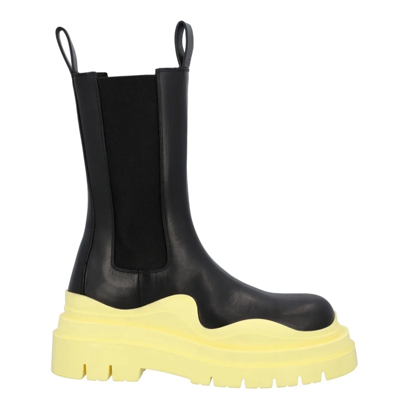 Bottega Veneta Bottes Tire Chelsea Boots Black