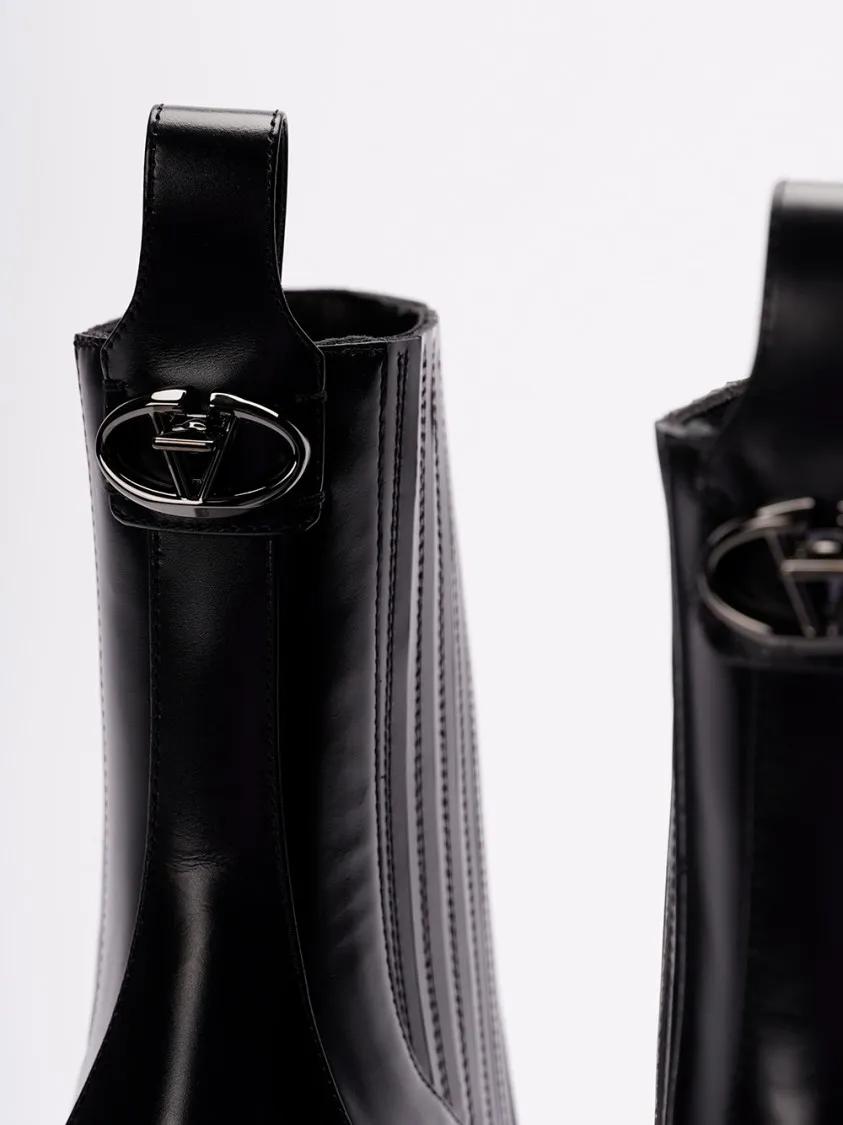 Thumbnail - Valentino Garavani Stiefel - `Vlogo Lockette` Boots - Gr. 41 (EU) - in Schwarz - für Damen