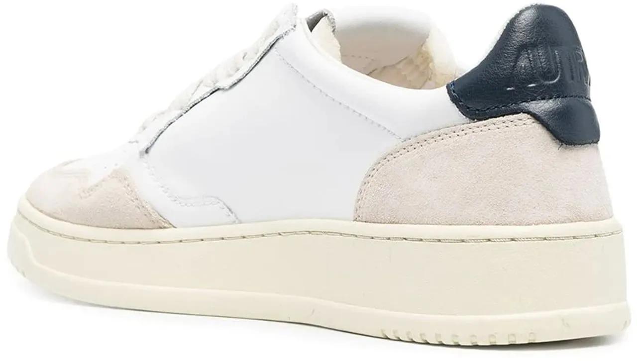 Thumbnail - Autry Low-Top Sneaker - Sneakers Whtblue - Gr. 45 (EU) - in Weiß - für Damen