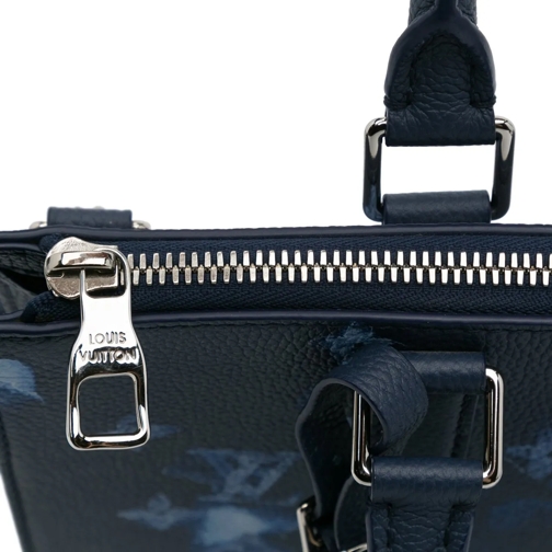 Louis Vuitton Schultertasche 2020 Monogram Ink Watercolor Sac Plat Zippe blau (Image 2)