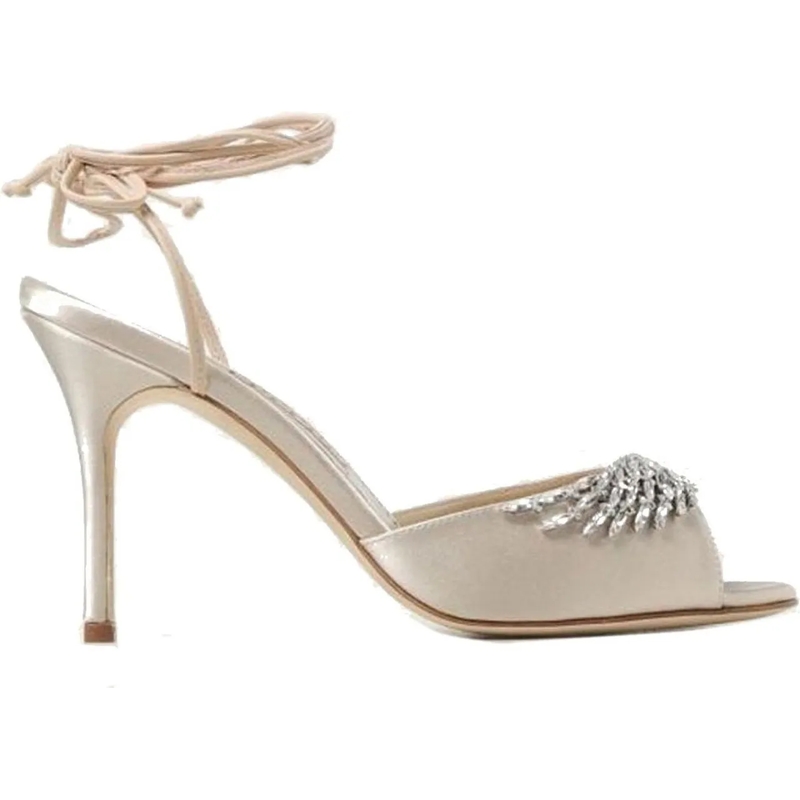 Manolo Blahnik Sandalen Manolo Blahnik Plumena 090 Satin Sandals beige