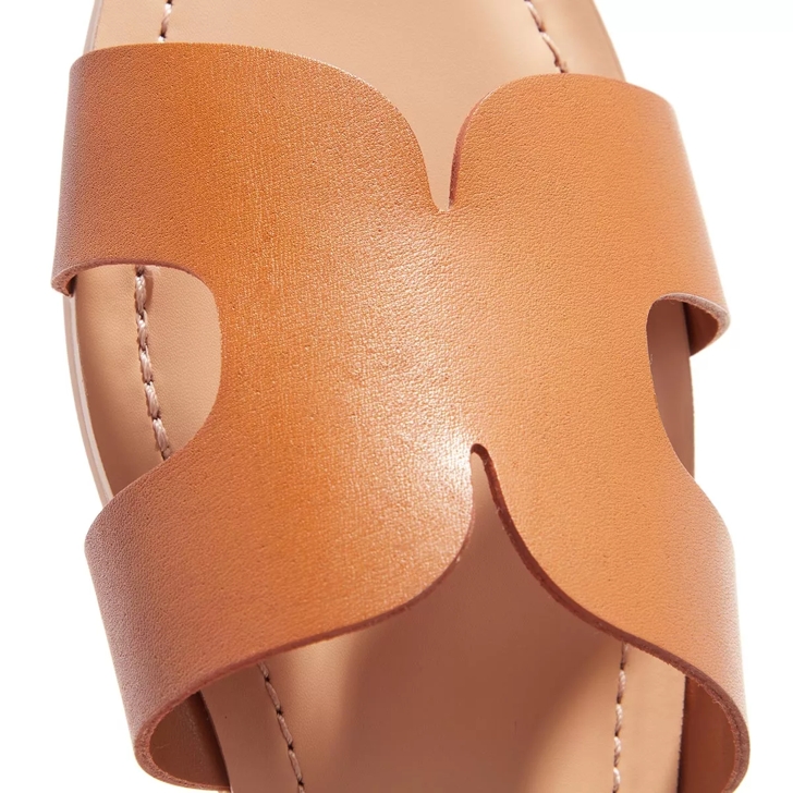 Steve madden best sale greece sandals cognac