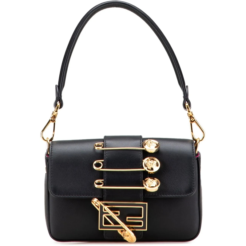 Fendi Schultertasche Versace Vitello Seta Fendace Mini Brooch Baguette  schwarz
