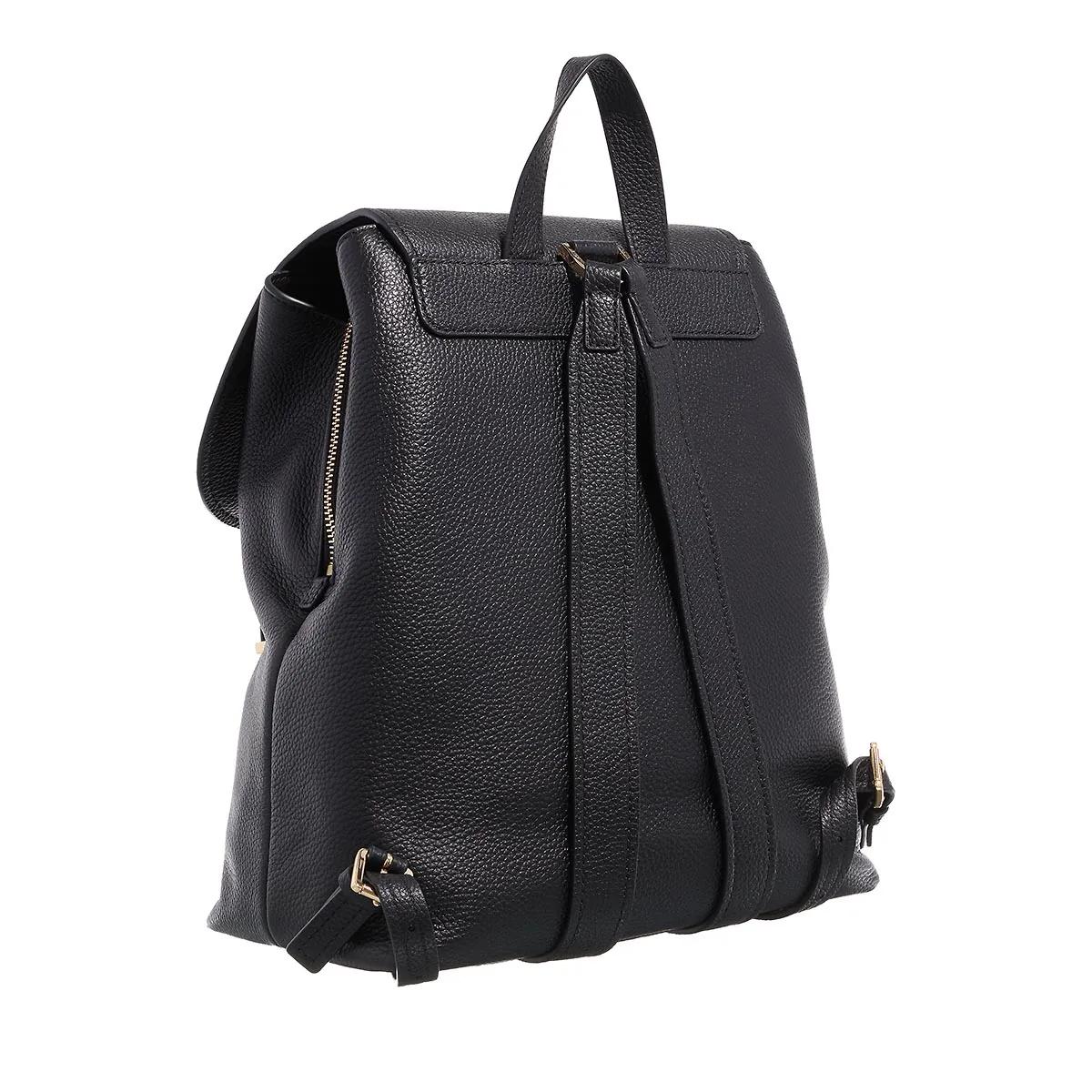 Michael Kors Hobo bags Quinn Md Flap Backpack in zwart
