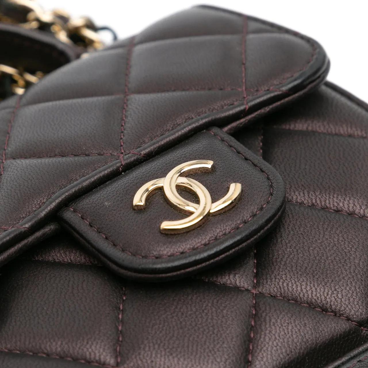 Thumbnail - Chanel Hobo Bags - CC Quilted Iridescent Lambskin Top Handle Flap Clu - Gr. unisize - in Rot - für Damen