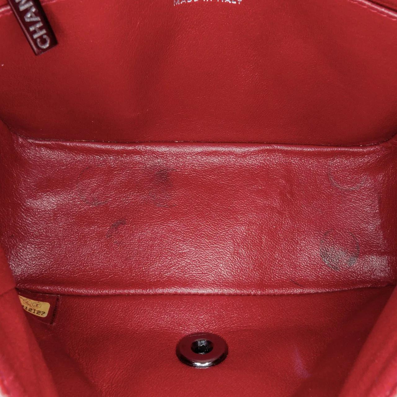 Thumbnail - Chanel Hobo Bags - Mini Square Classic Lambskin Single Flap - Gr. unisize - in Rot - für Damen