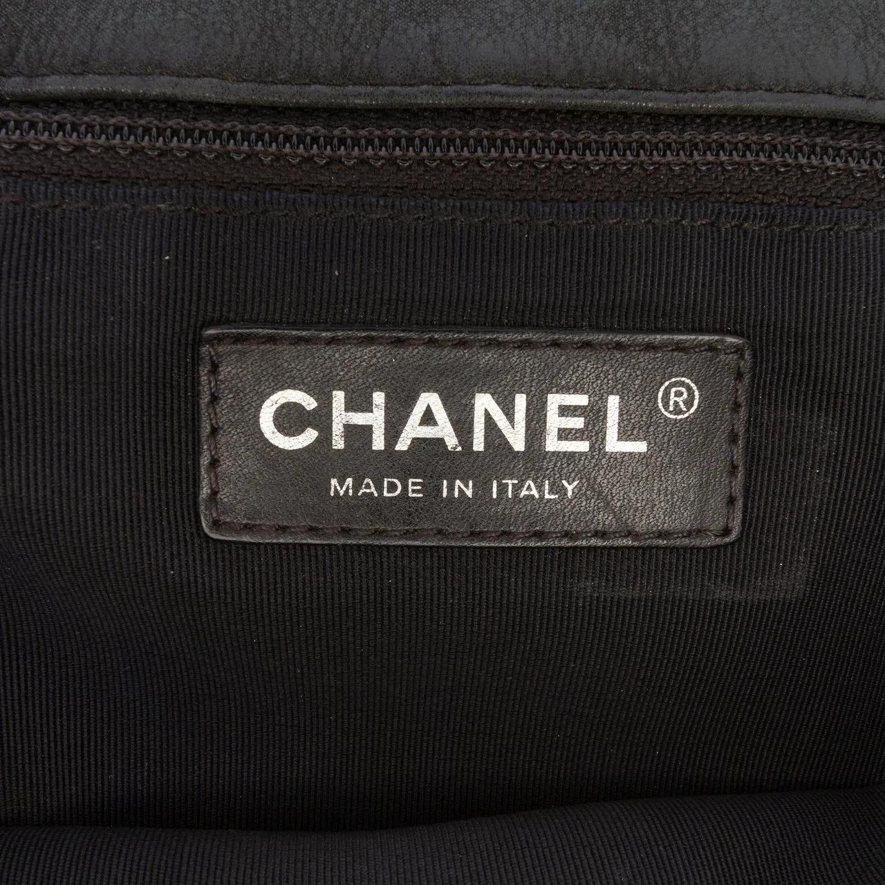 Thumbnail - Chanel Hobo Bags - Large Iridescent Quilted Calfskin Coco Pleats Flap - Gr. unisize - in Schwarz - für Damen