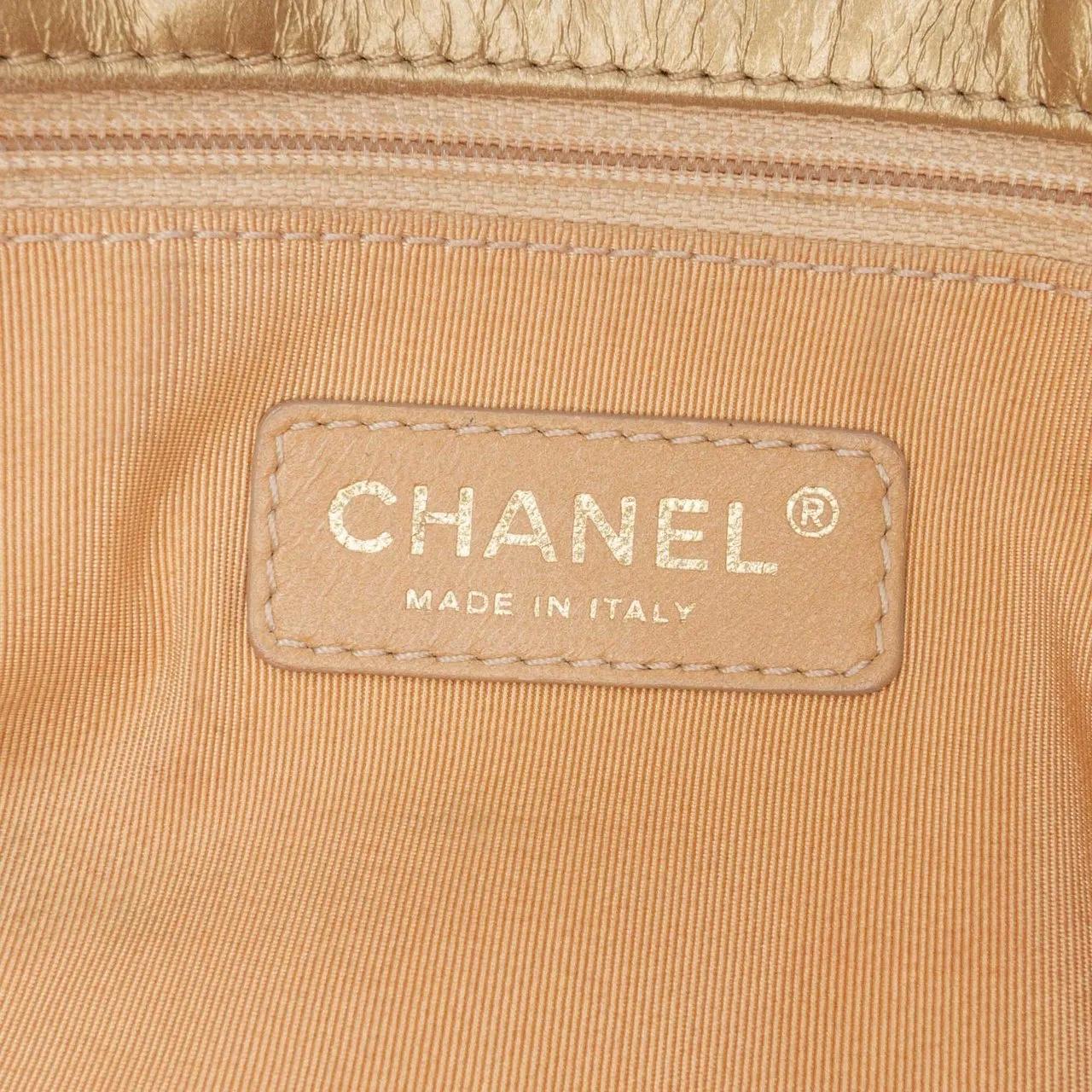 Chanel Crossbody bags 2009-2010 Quilted Calfskin Ca D'Oro Flap in goud