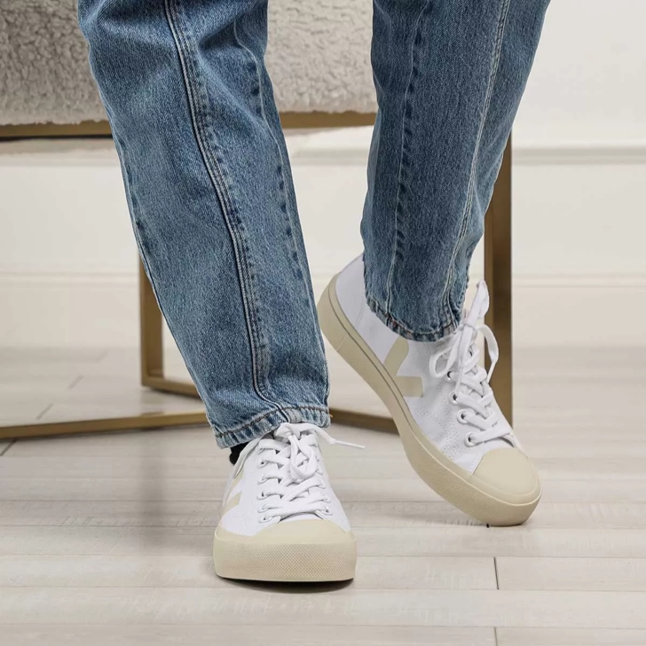 Veja wata 2024 canvas white