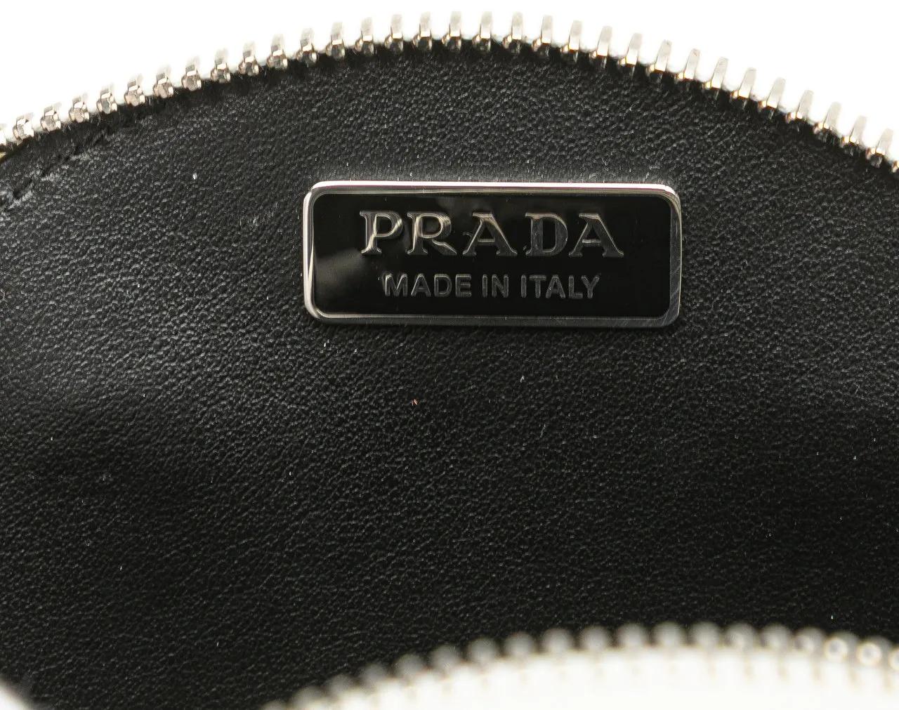 Thumbnail - Prada Hobo Bags - Spazzolato Round Chain Coin Crossbody - Gr. unisize - in Weiß - für Damen
