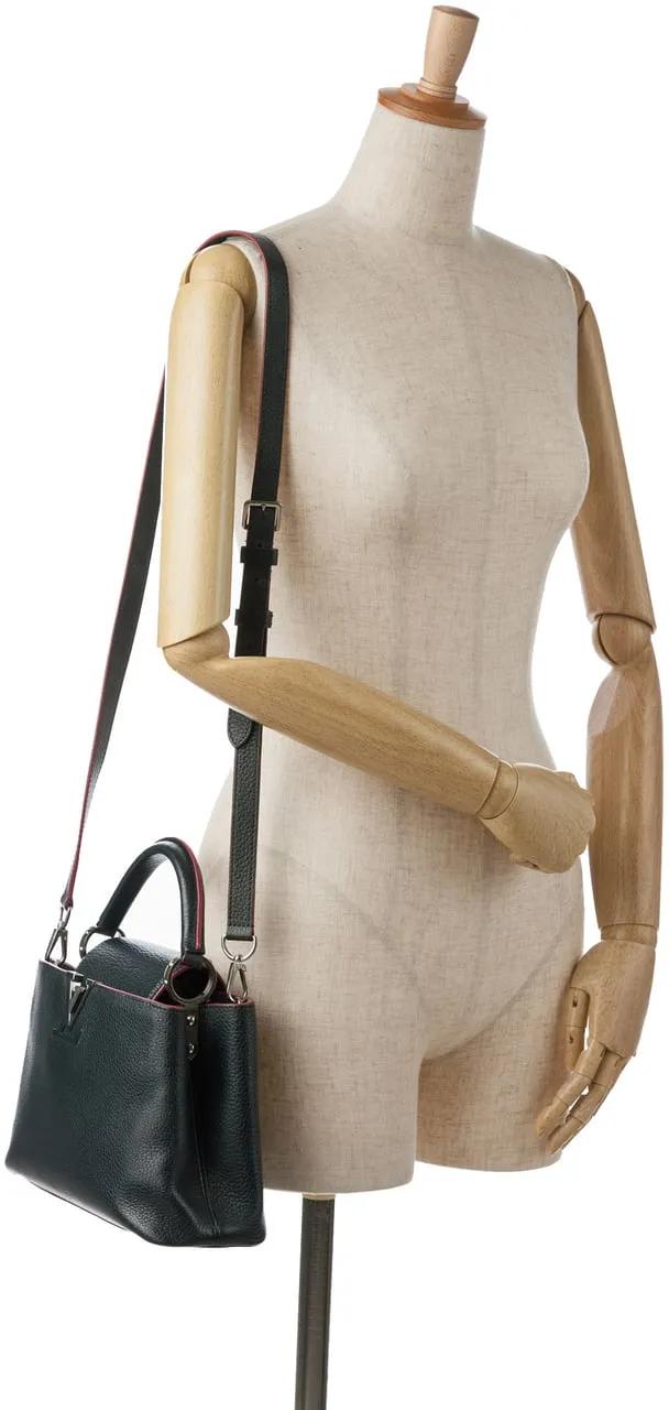 Thumbnail - Louis Vuitton Hobo Bags - 2021-2024 Taurillon Capucines BB - Gr. unisize - in Schwarz - für Damen