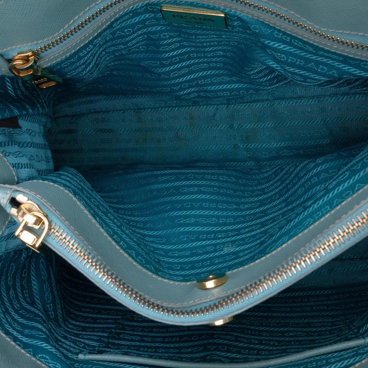 Thumbnail - Prada Hobo Bags - Medium Saffiano Lux Galleria Satchel - Gr. unisize - in Blau - für Damen
