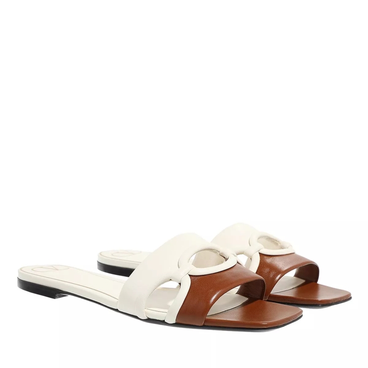 Chloe store c sandals