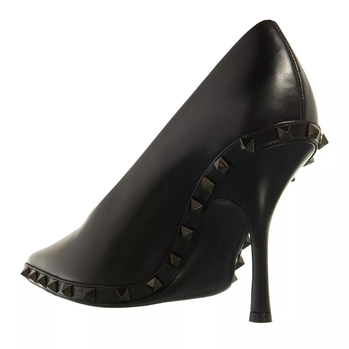 Black on sale studded valentinos