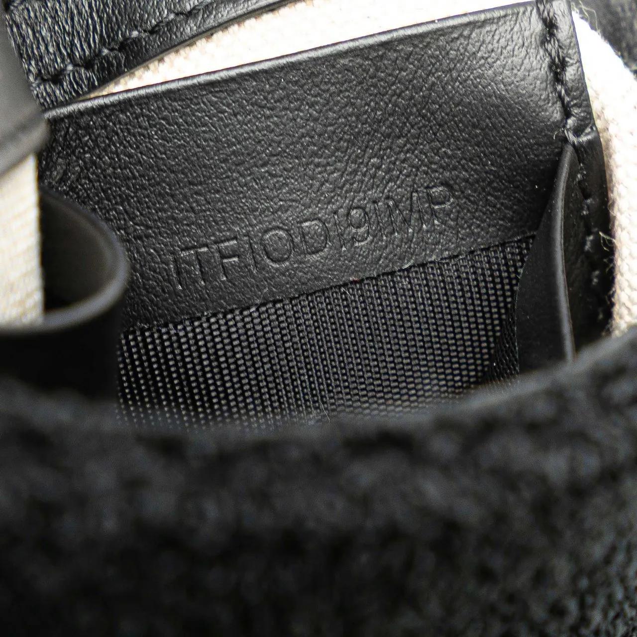 Thumbnail - Burberry Hobo Bags - Mini Terry Cloth Lola Love Crossbody - Gr. unisize - in Schwarz - für Damen