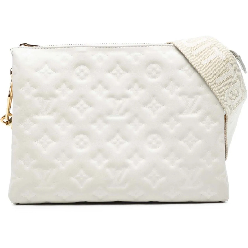 Louis Vuitton Schultertasche Monogram Embossed Puffy Lambskin Coussin PM weiß