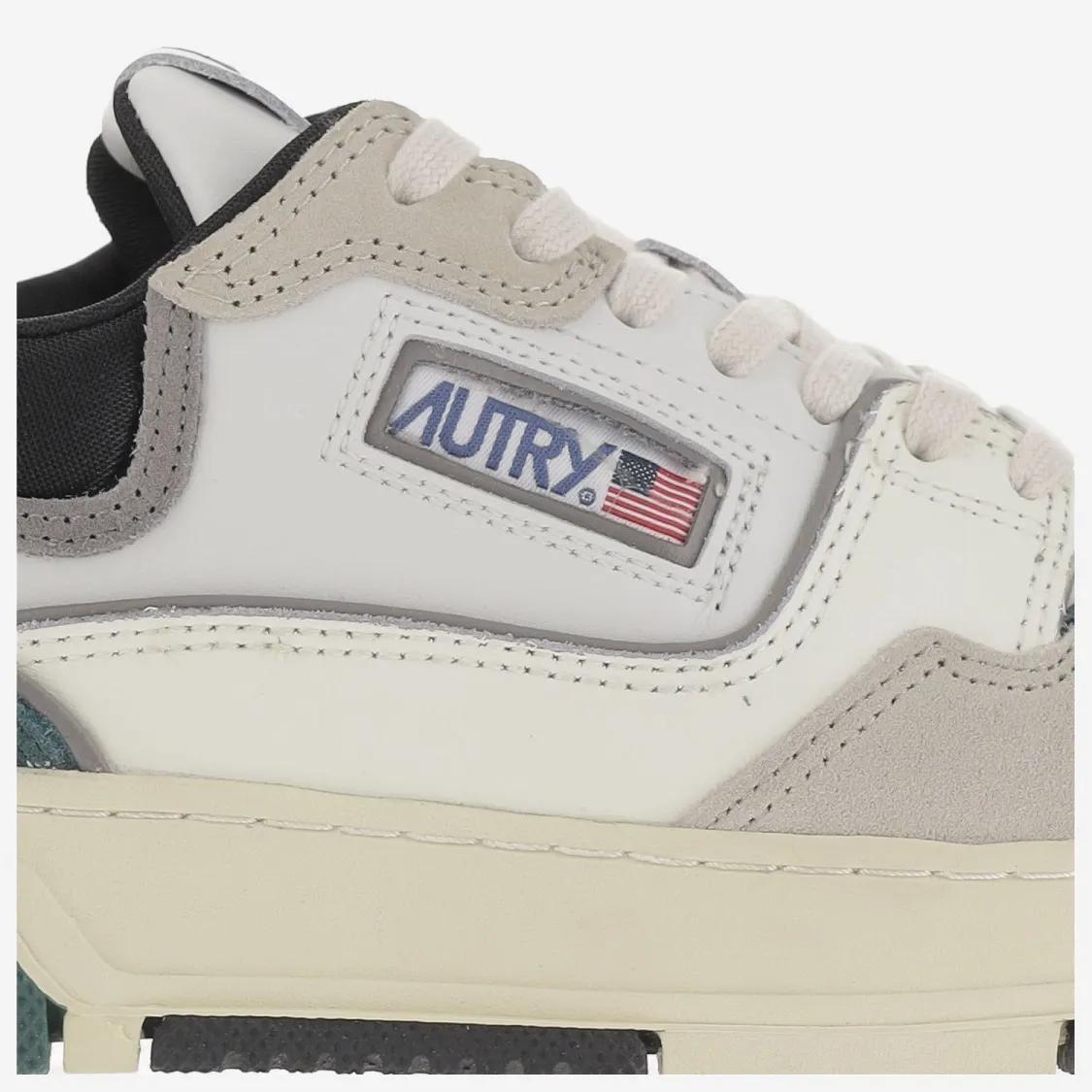 Thumbnail - Autry Low-Top Sneaker - Suede And Mesh Sneakers With Contrast Heel And Log - Gr. 45 (EU) - in Bunt - für Damen