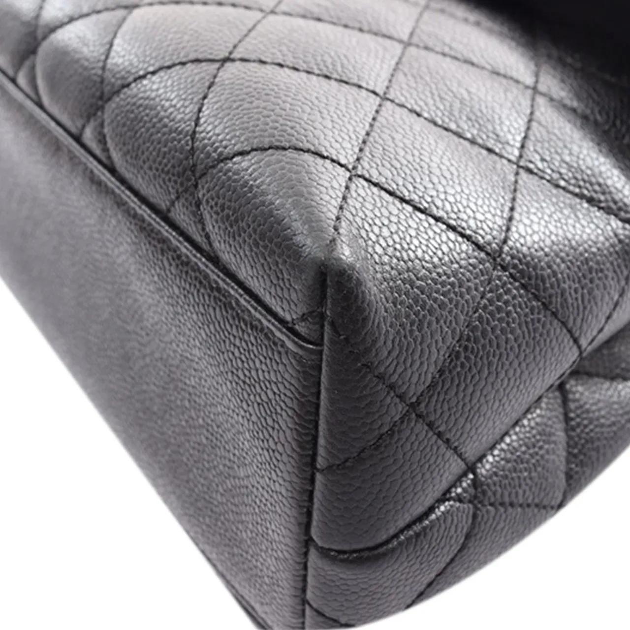 Chanel Crossbody bags 2002-2003 Caviar Kelly Top Handle Bag in zwart