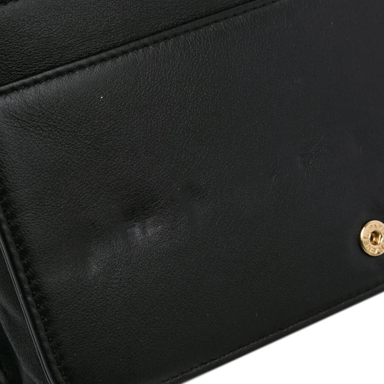 Thumbnail - Chanel Hobo Bags - 2015-2016 Bicolor Calfskin Boy Wallet On Chain - Gr. unisize - in Schwarz - für Damen