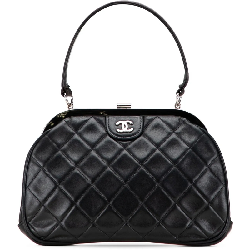 Chanel Fourre-tout CC Quilted Lambskin Kiss Lock Frame Top Handle Bag schwarz