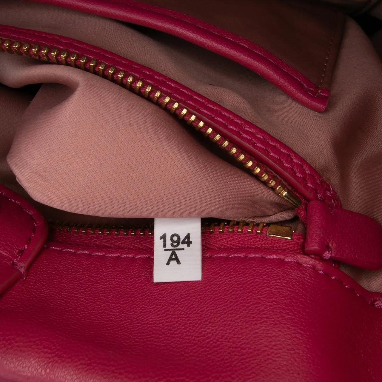 Thumbnail - Miu Miu Hobo Bags - Matelasse Nappa Satchel - Gr. unisize - in Gold - für Damen