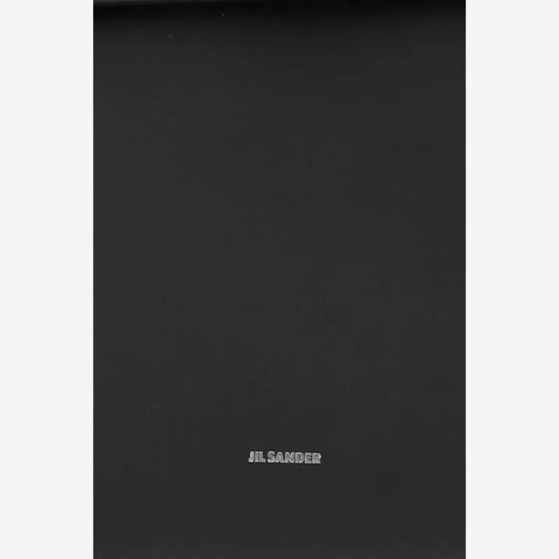 Jil Sander Hobo bags Voyage Small Leather Bag in zwart