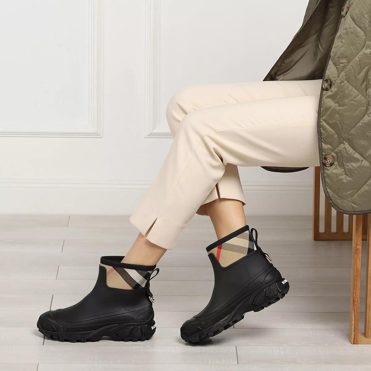 Burberry low rain store boots