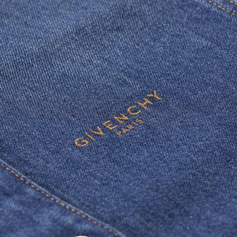 Givenchy Jeansjacke Hemdbluse aus Denim blau(Image 5)