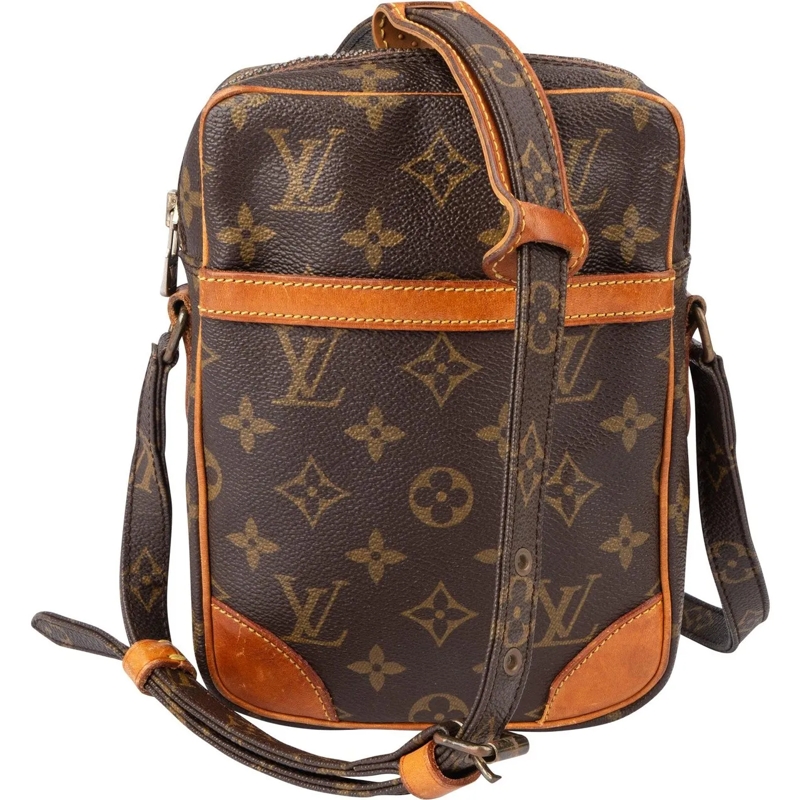 Louis Vuitton Tote Louis Vuitton Canvas Monogram Danube Crossbody Bag braun
