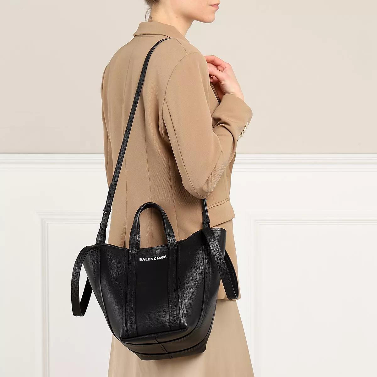 Balenciaga everyday sale shoulder bag