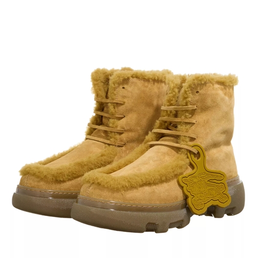 Burberry Chugga Boots For Woman Amber Yellow Stivali invernali