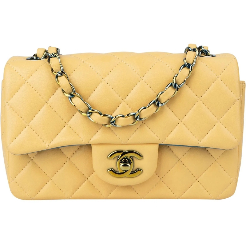 Chanel Tote Chanel Quilted Lambskin Single Flap Crossbody Bag gelb