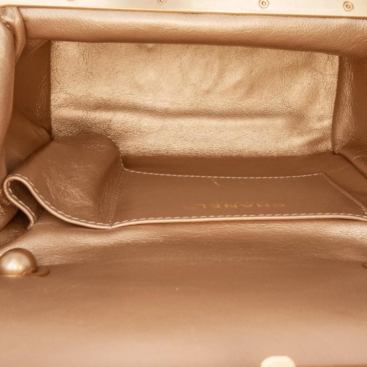 Thumbnail - Chanel Hobo Bags - 2020 Quilted Lambskin My Crush Vanity Bag - Gr. unisize - in Gold - für Damen
