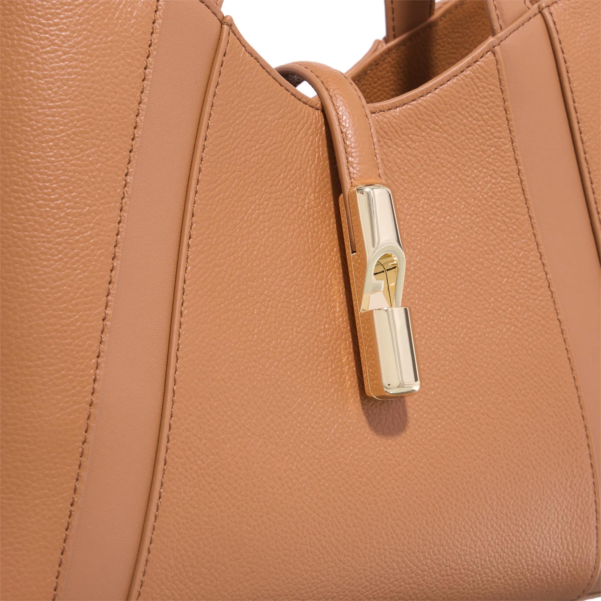 Furla Shoppers & Totes Goccia S Tote in bruin