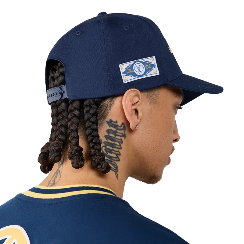 True Religion Hut - Cap mit Collgege-Spirit- Markater Schriftzug au blau