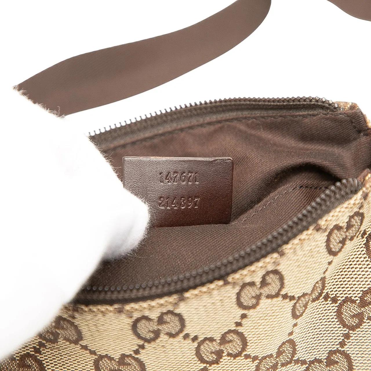 Thumbnail - Gucci Hobo Bags - Small GG Canvas Perforated Crossbody - Gr. unisize - in Braun - für Damen