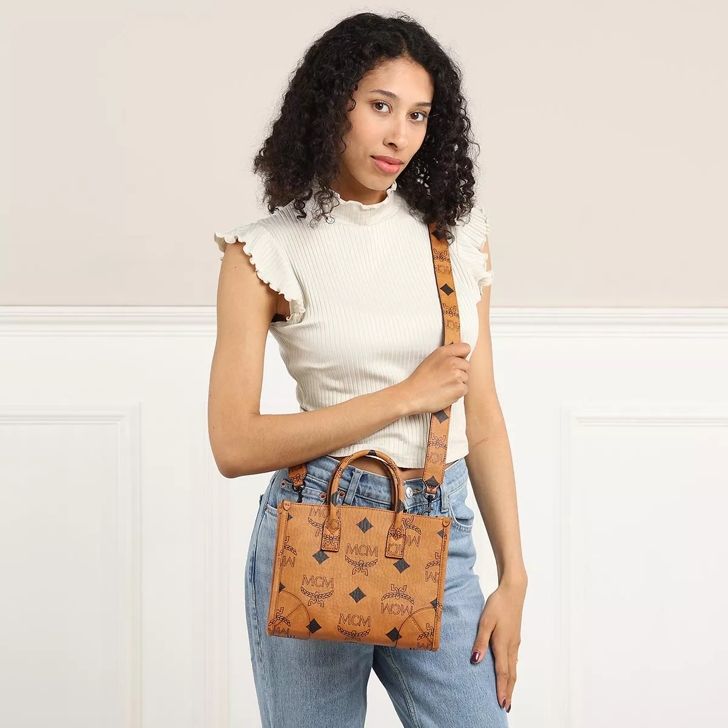 Mcm rabbit tote outlet bag